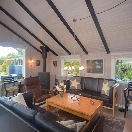 Ferienhaus Three-bedroom Holiday In Vaggerlose *