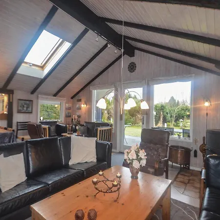 Ferienhaus Three-bedroom Holiday In Vaggerlose *